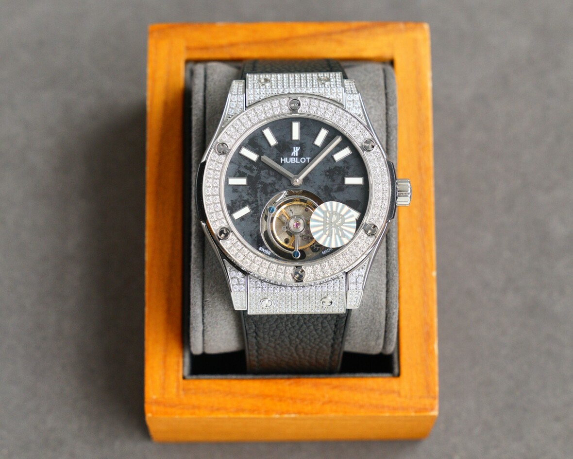 Hublot Big Bang Tourbilon Full Diamond