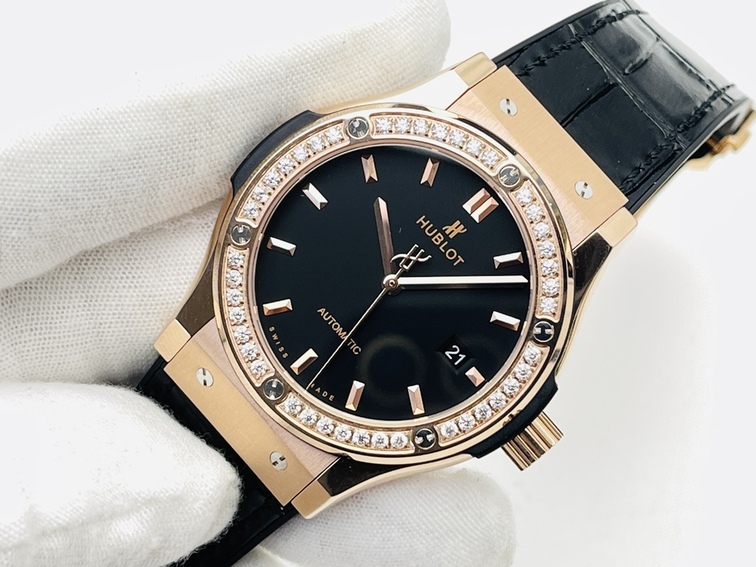 Hublot Classic Fusion Black