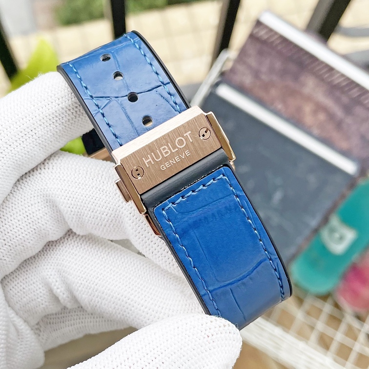 Hublot Classic Fusion Blue
