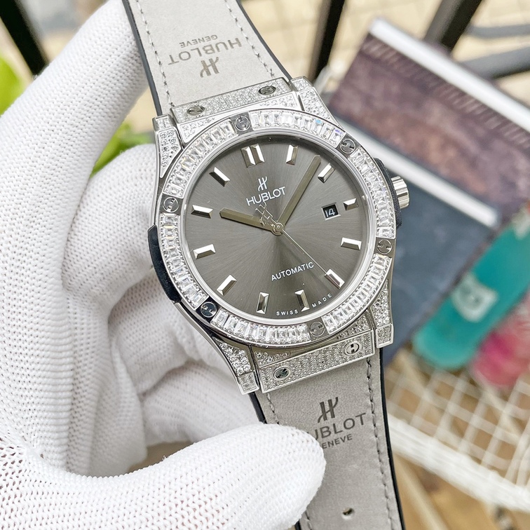 Hublot Classic Fusion Grey