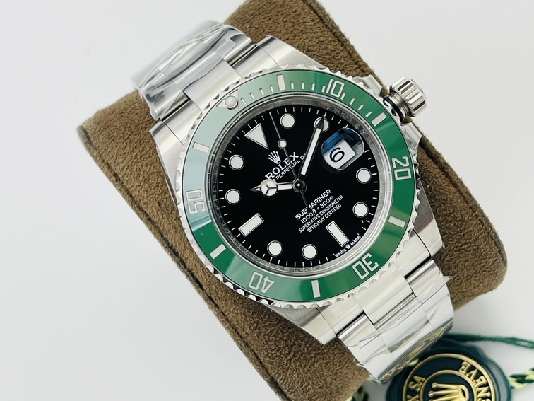 Rolex Submariner Date Green