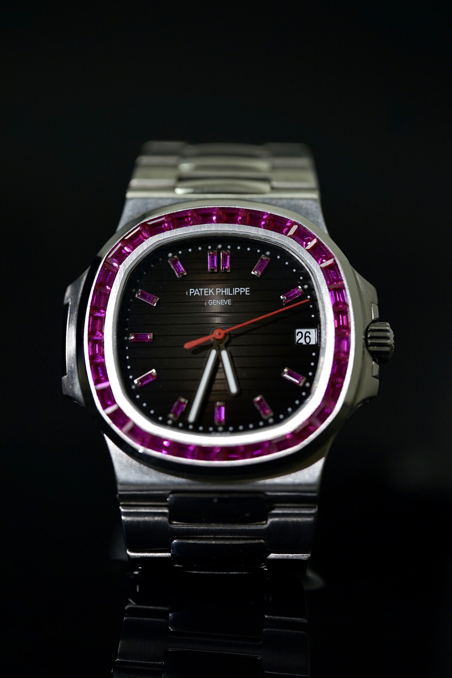 5711 112p