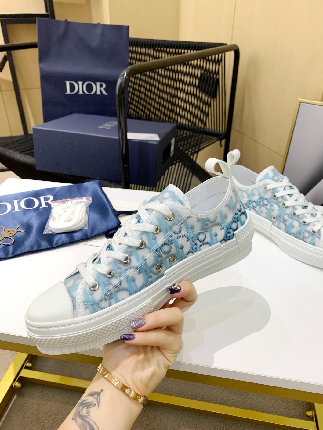 B23 Low Top Zic Blue