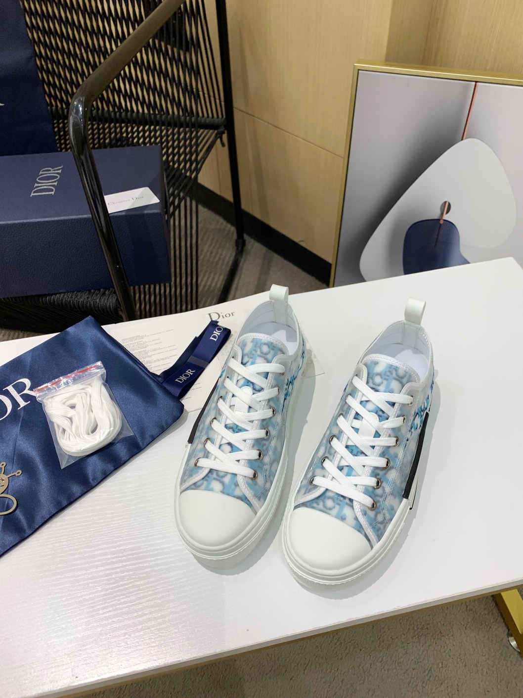 B23 Low Top Zic Blue