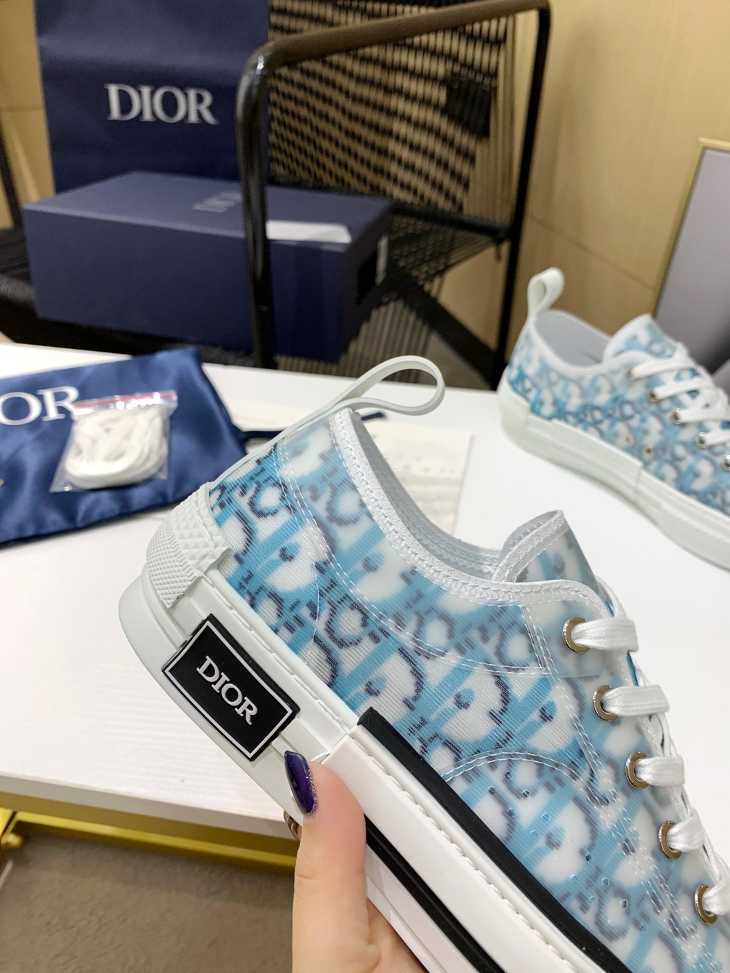 B23 Low Top Zic Blue