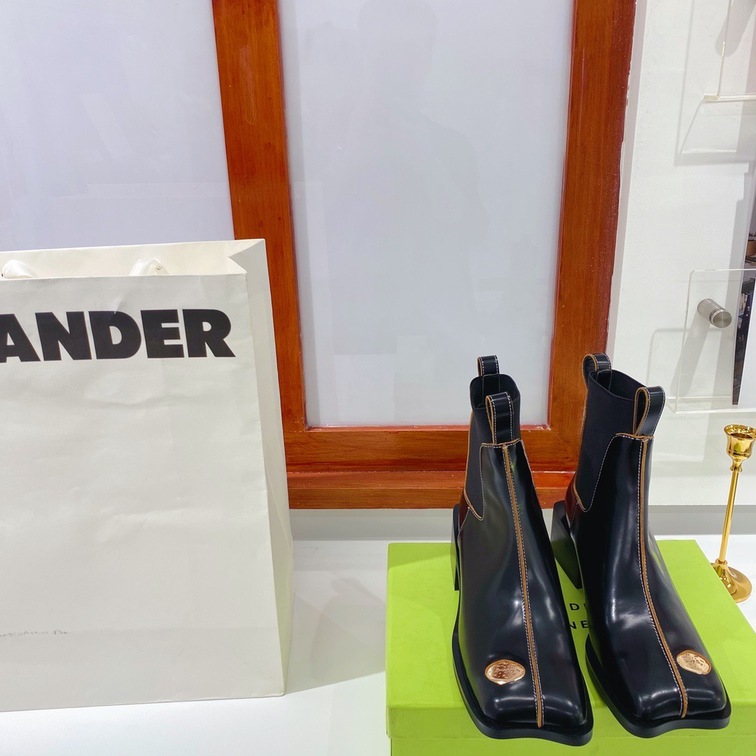 Boots Lock Jin Sandes New Design Ss2022