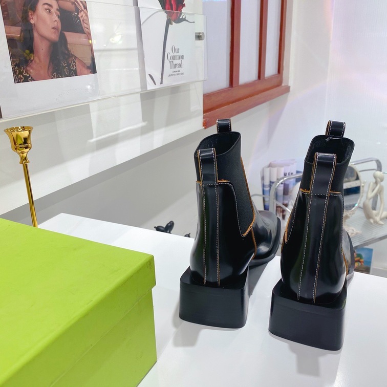 Boots Lock Jin Sandes New Design Ss2022