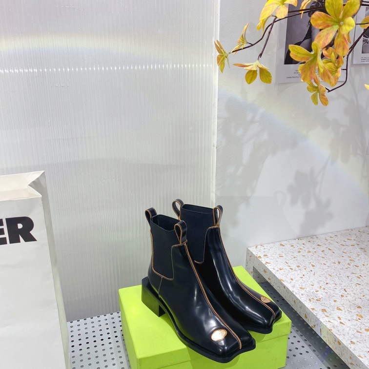 Boots Lock Jin Sandes New Design Ss2022