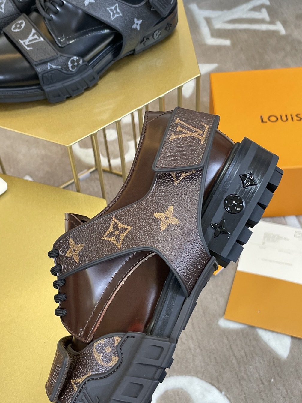 Oxford Leather Lv Man Ss 2022