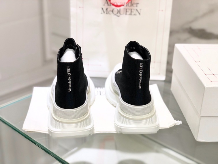 Mc Queen High Top Canvas Black