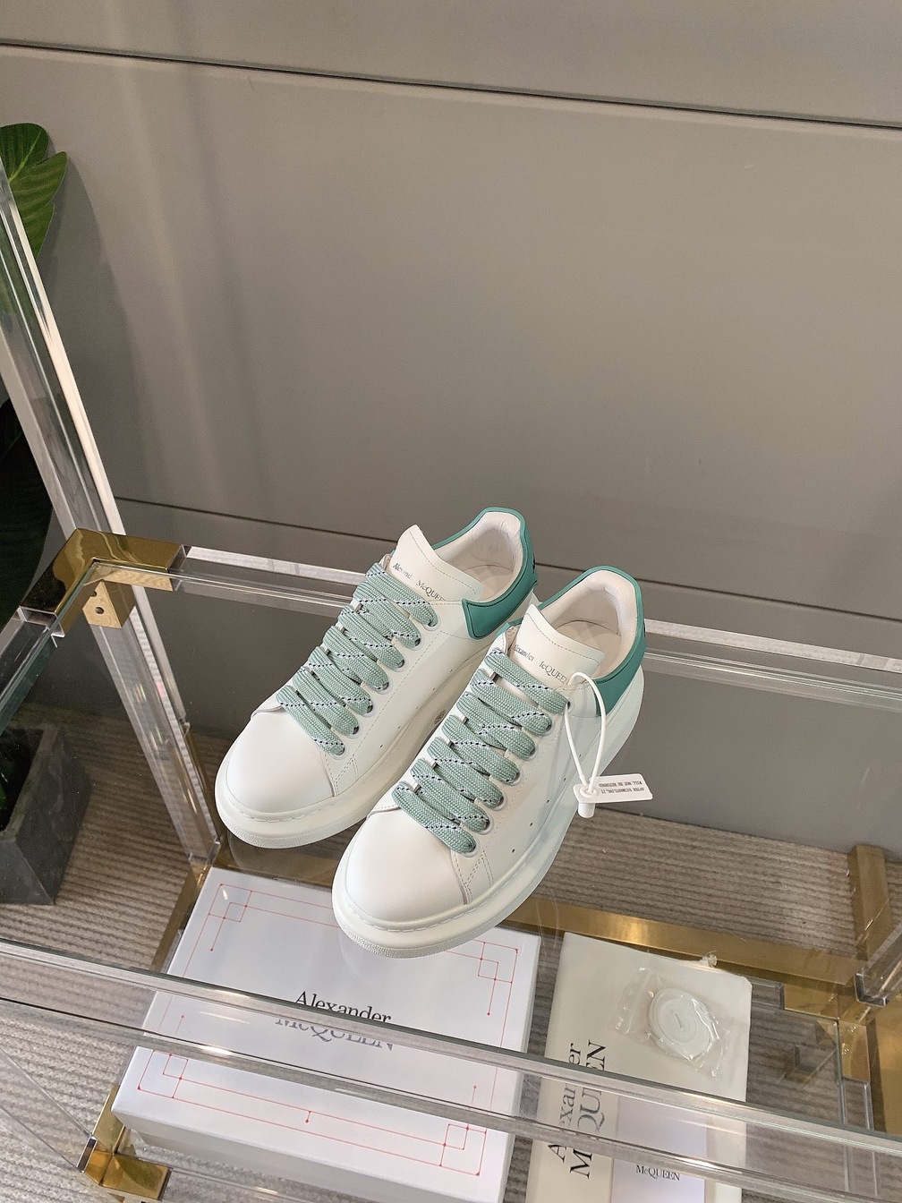 Mc Queen Sneakers Basic Low Top Green