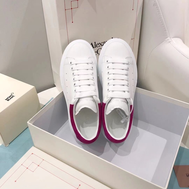 Mc Queen Veltvet Cherry Sneakers