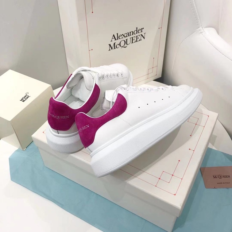 Mc Queen Veltvet Cherry Sneakers