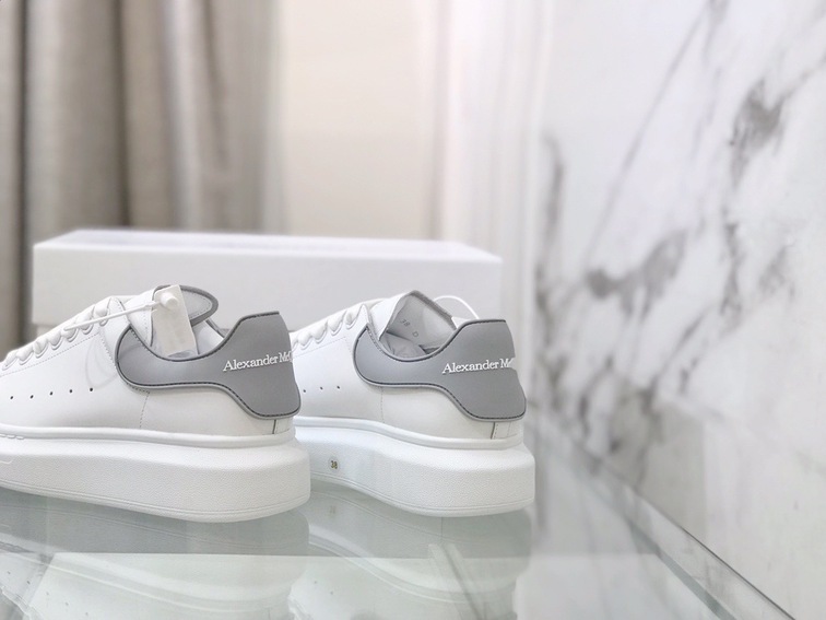 Mcqueen Basic Low Top Gray
