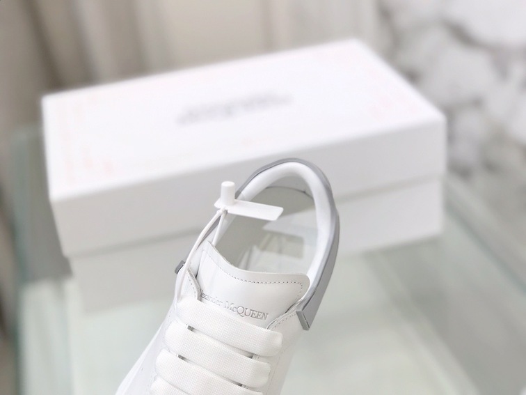 Mcqueen Basic Low Top Gray