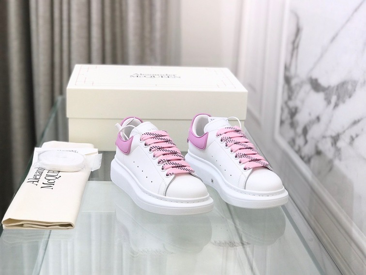 Mcqueen Basic Low Top Pink