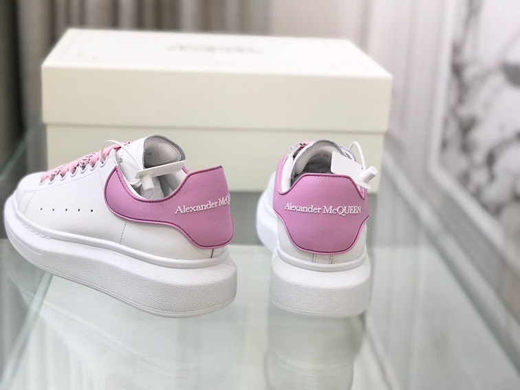 Mcqueen Basic Low Top Pink