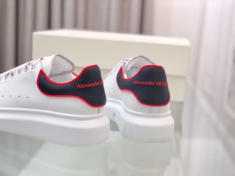 Mcqueen Low Top Basic Black N Red