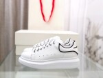 Mcqueen Low Top Basic White N Black