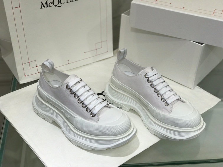 Mcqueen Low Top Canvas White