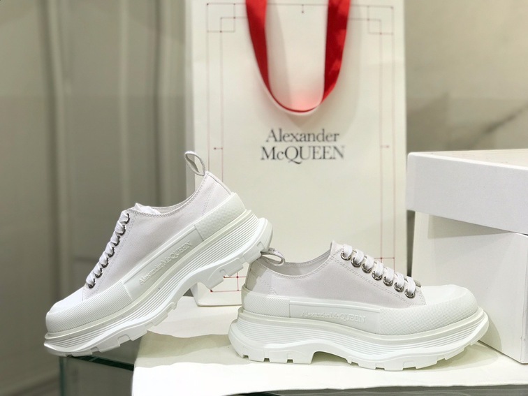 Mcqueen Low Top Canvas White