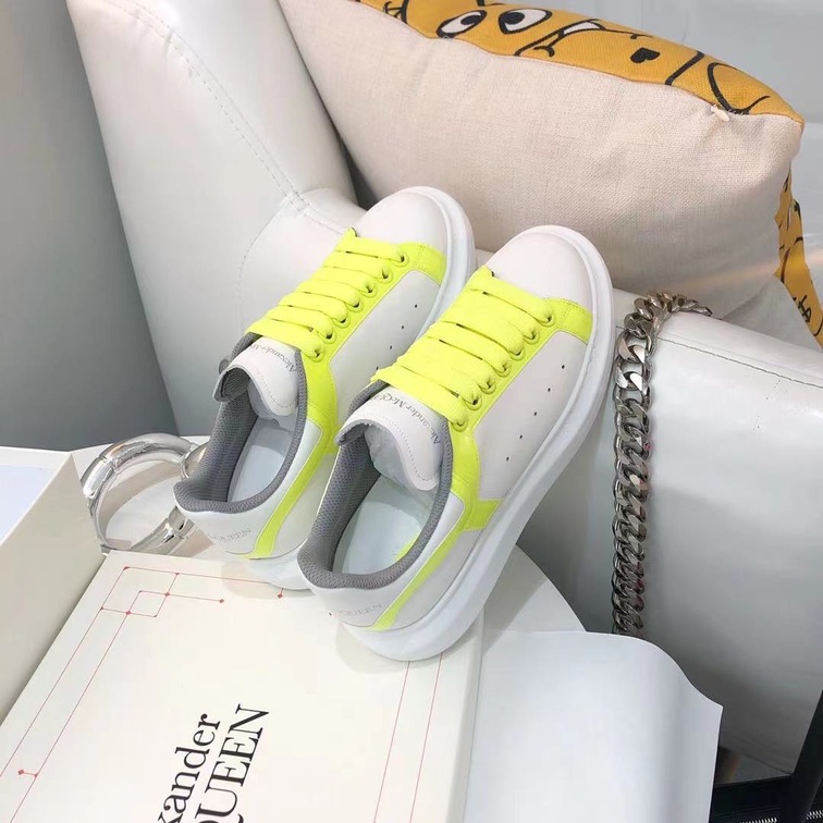 Mcqueen Low Top Stripe Neon