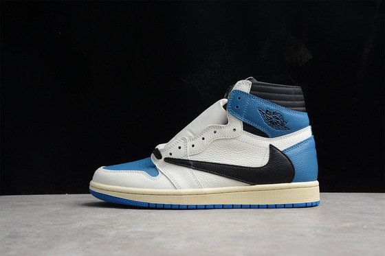 Jordan 1 Fragment Travis Scott