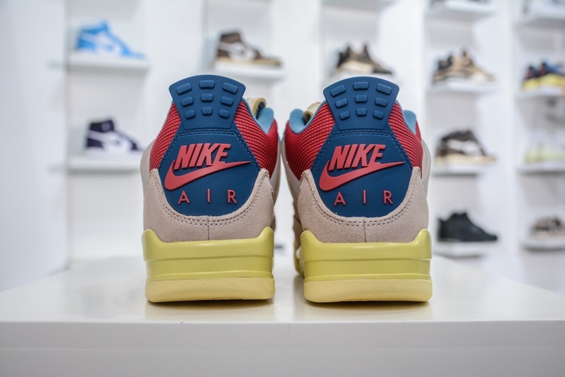 Jordan 4 Retro Guava Ice