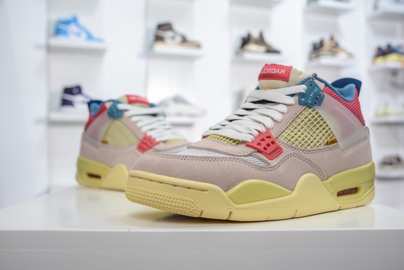 Jordan 4 Retro Guava Ice