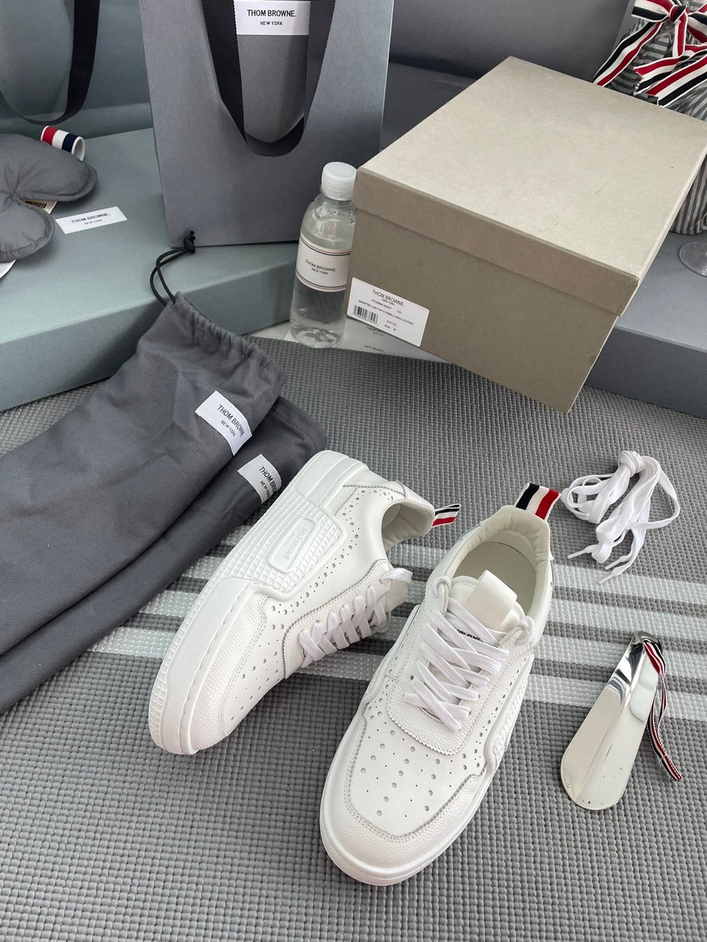 Sneakers Thom Basic Ss2022