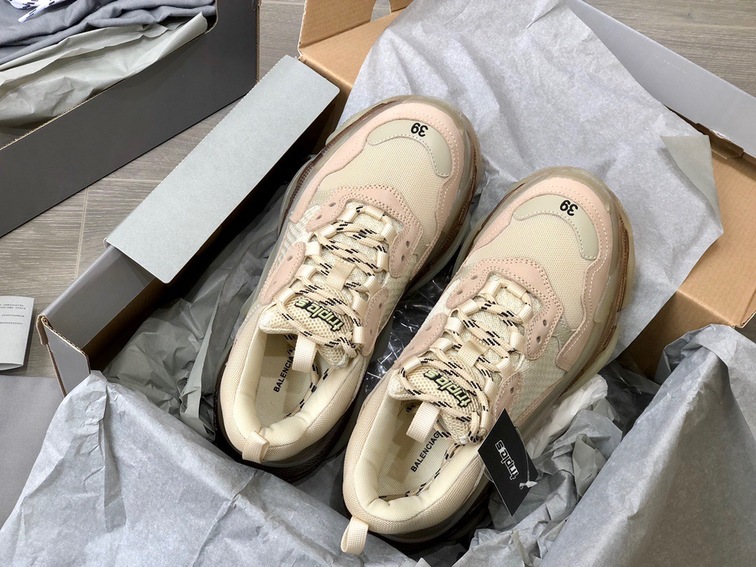 Balenciage Trips Sneakers Beige Gray Ss2022