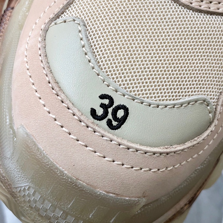 Balenciage Trips Sneakers Beige Gray Ss2022