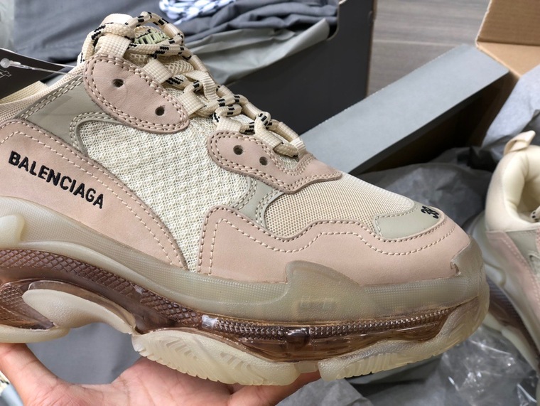 Balenciage Trips Sneakers Beige Gray Ss2022