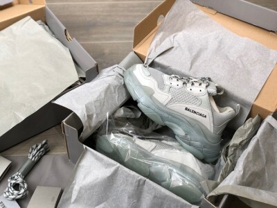 Balenciage Trips Sneakers Gray Ss2022