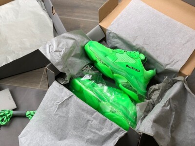 Balenciage Trips Sneakers Neon Green Ss2022