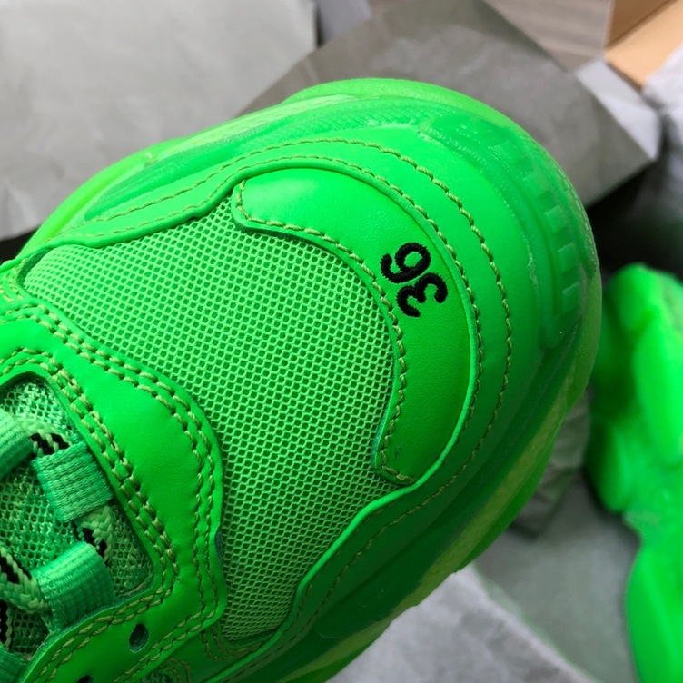 Balenciage Trips Sneakers Neon Green Ss2022