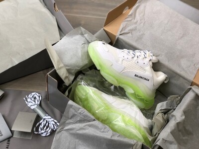 Balenciage Trips Sneakers Neon White Ss2022