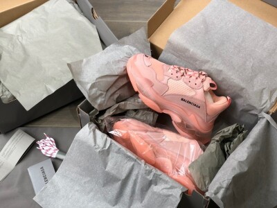 Balenciage Trips Sneakers Pink Ss2022
