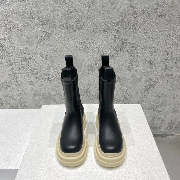 Bottega Chunky High Top Beige Ss2022