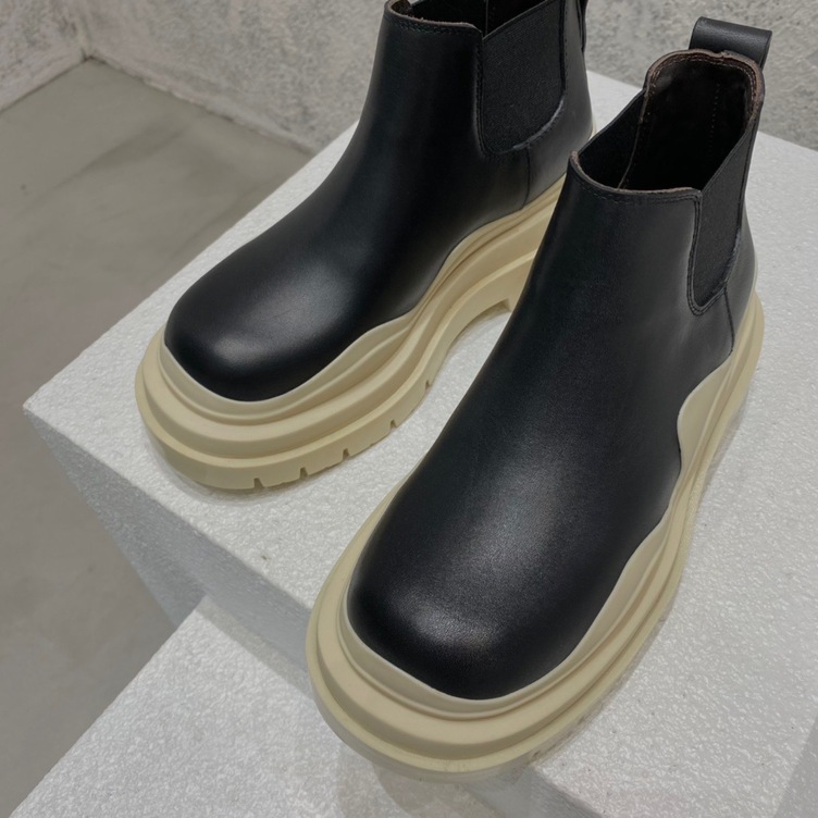 Bottega Chunky Low Top Beige Ss2022