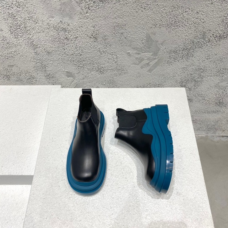 Bottega Chunky Low Top Blue Ss2022