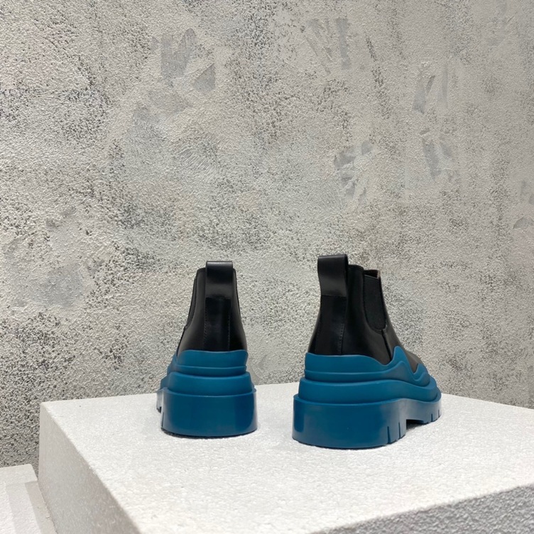 Bottega Chunky Low Top Blue Ss2022