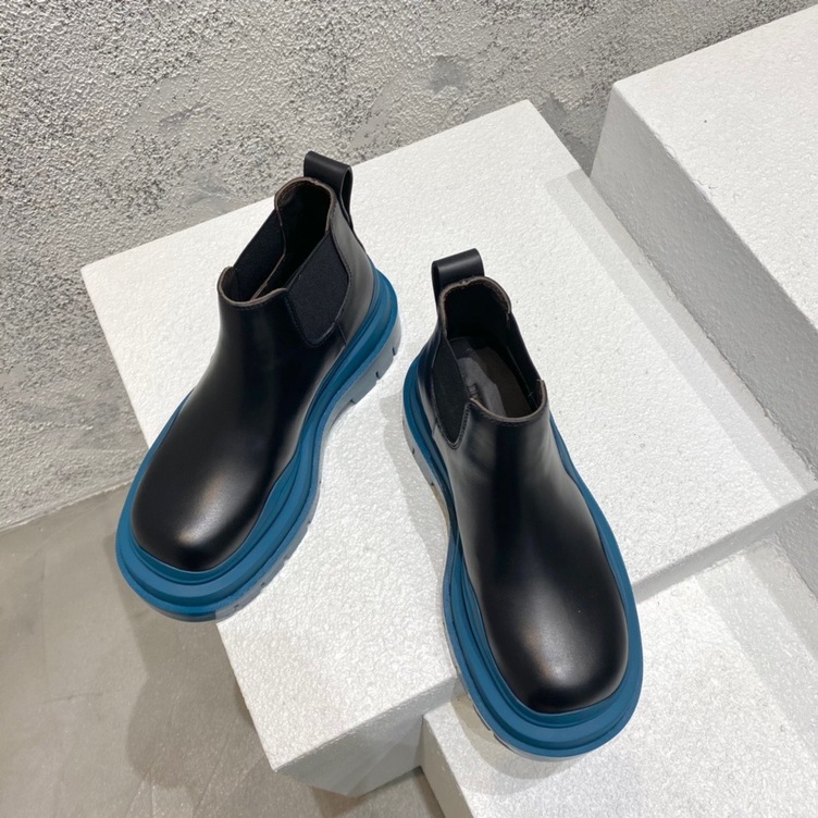 Bottega Chunky Low Top Blue Ss2022