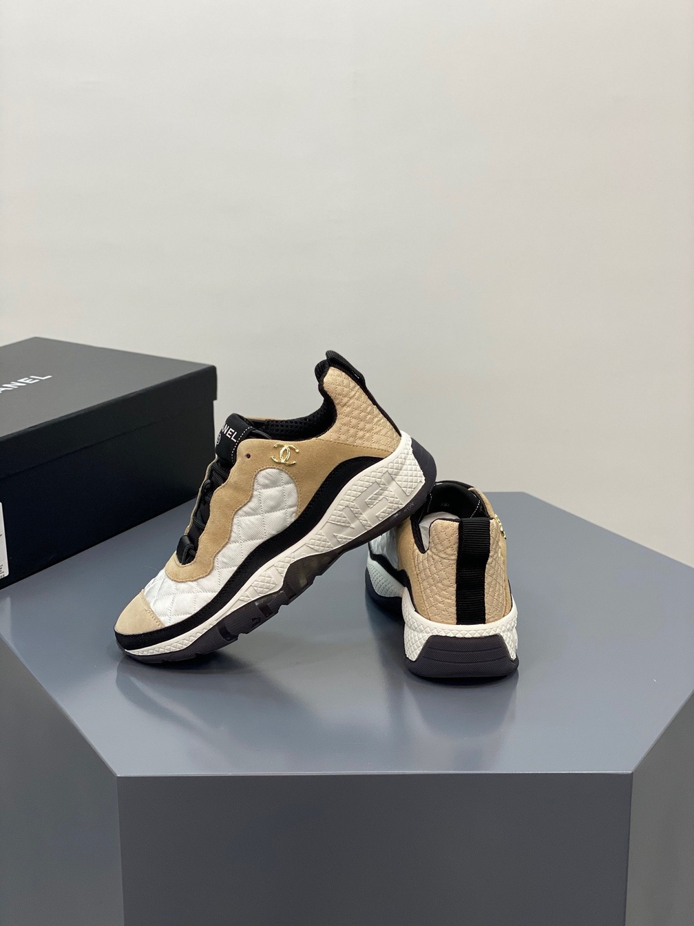 Chanel Sneakers Lightly Brown Ss2022