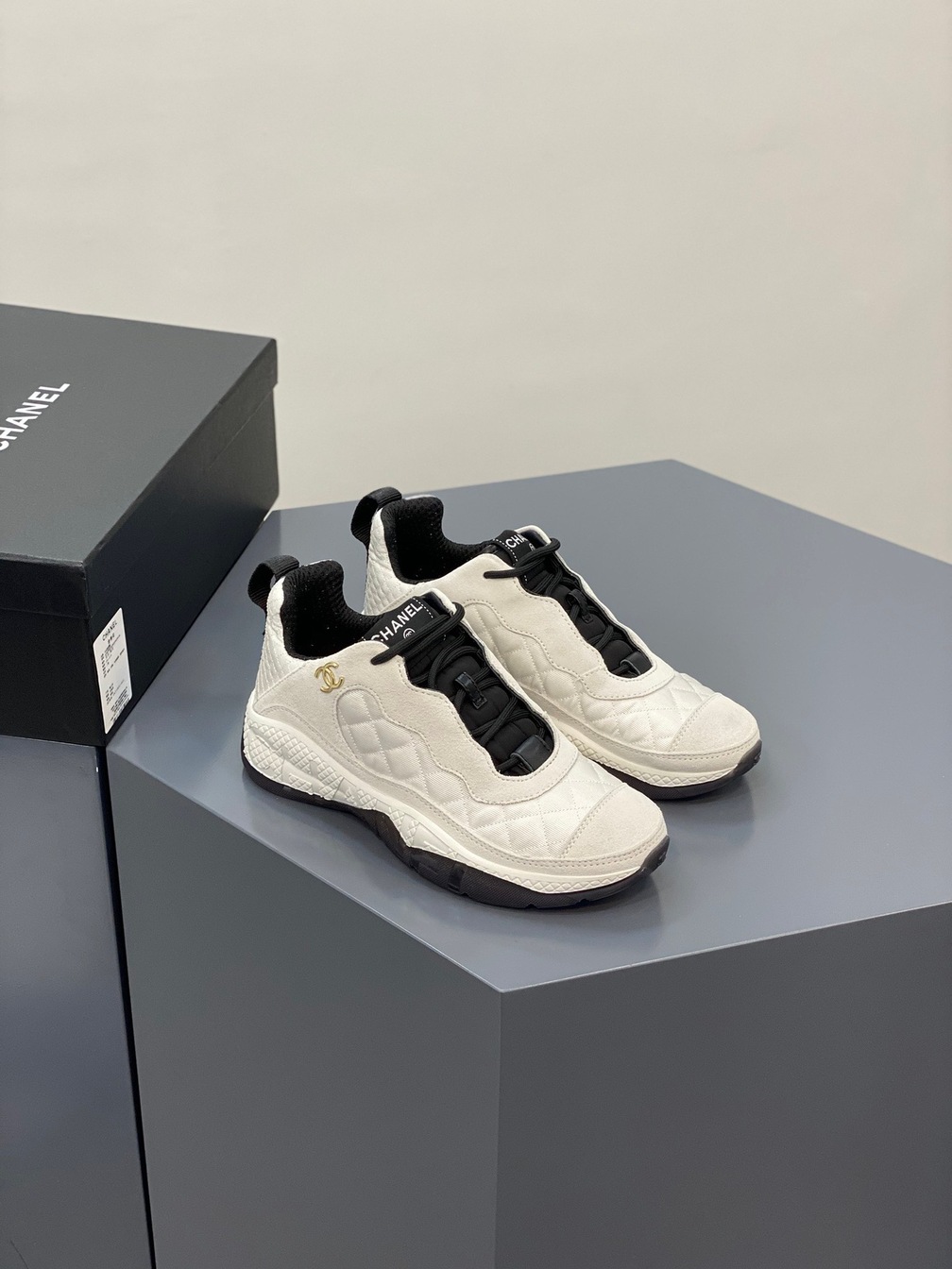 Chanel Sneakers White Ss2022