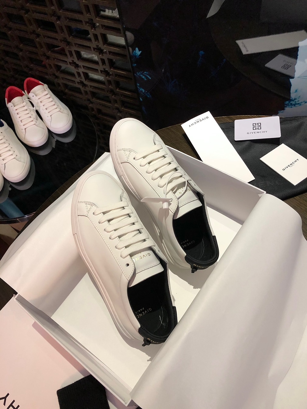 Givenchy Basic Sneakers Black Ss2022