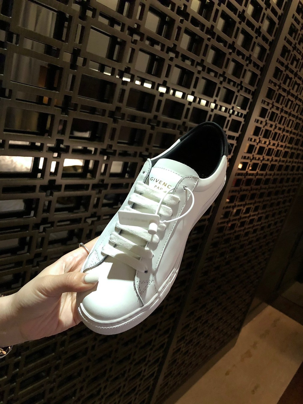 Givenchy Basic Sneakers Black Ss2022