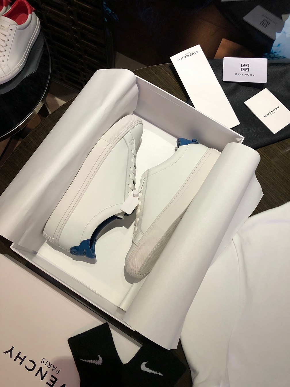 Givenchy Basic Sneakers Blue Ss2022