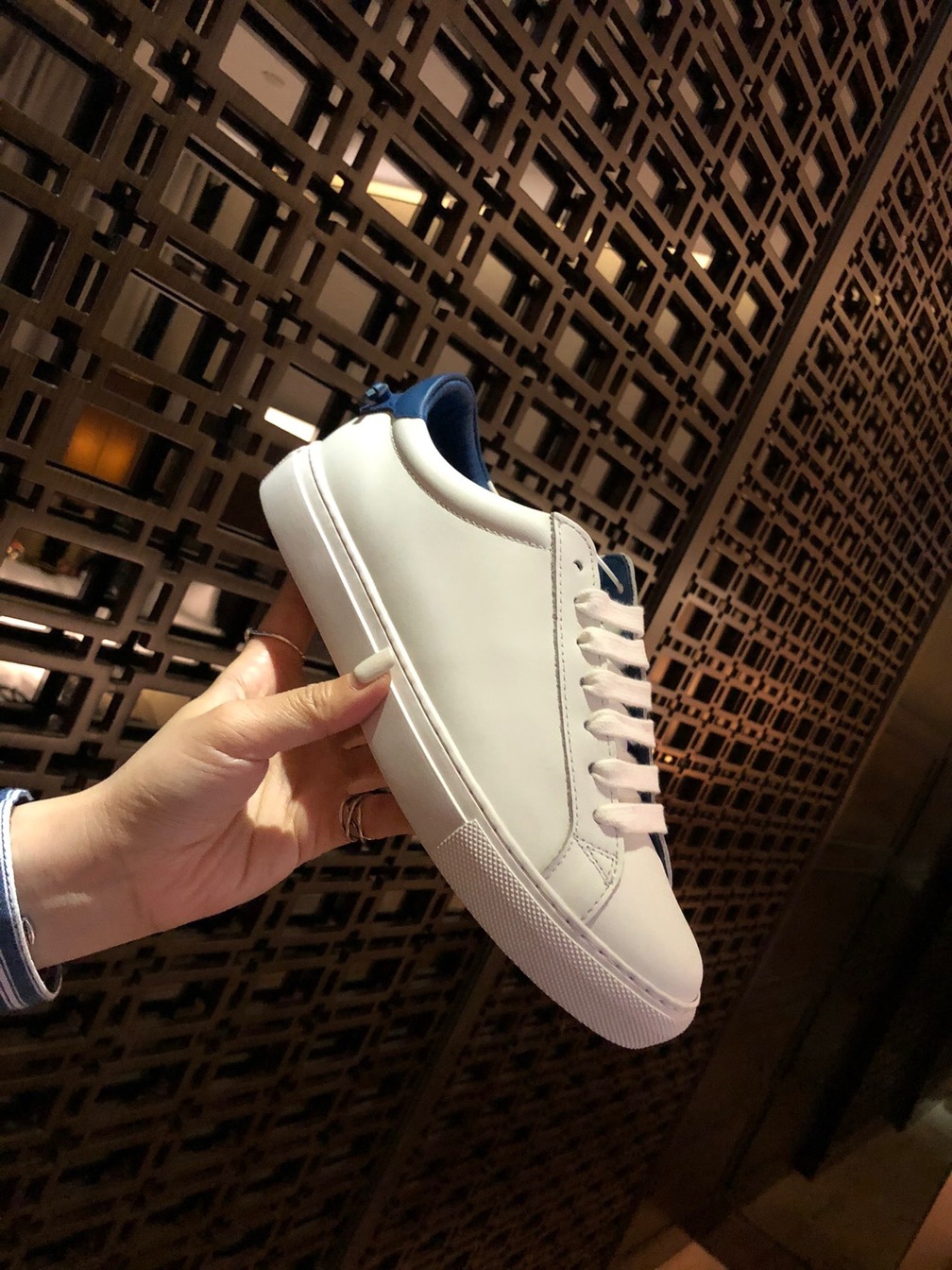 Givenchy Basic Sneakers Blue Ss2022