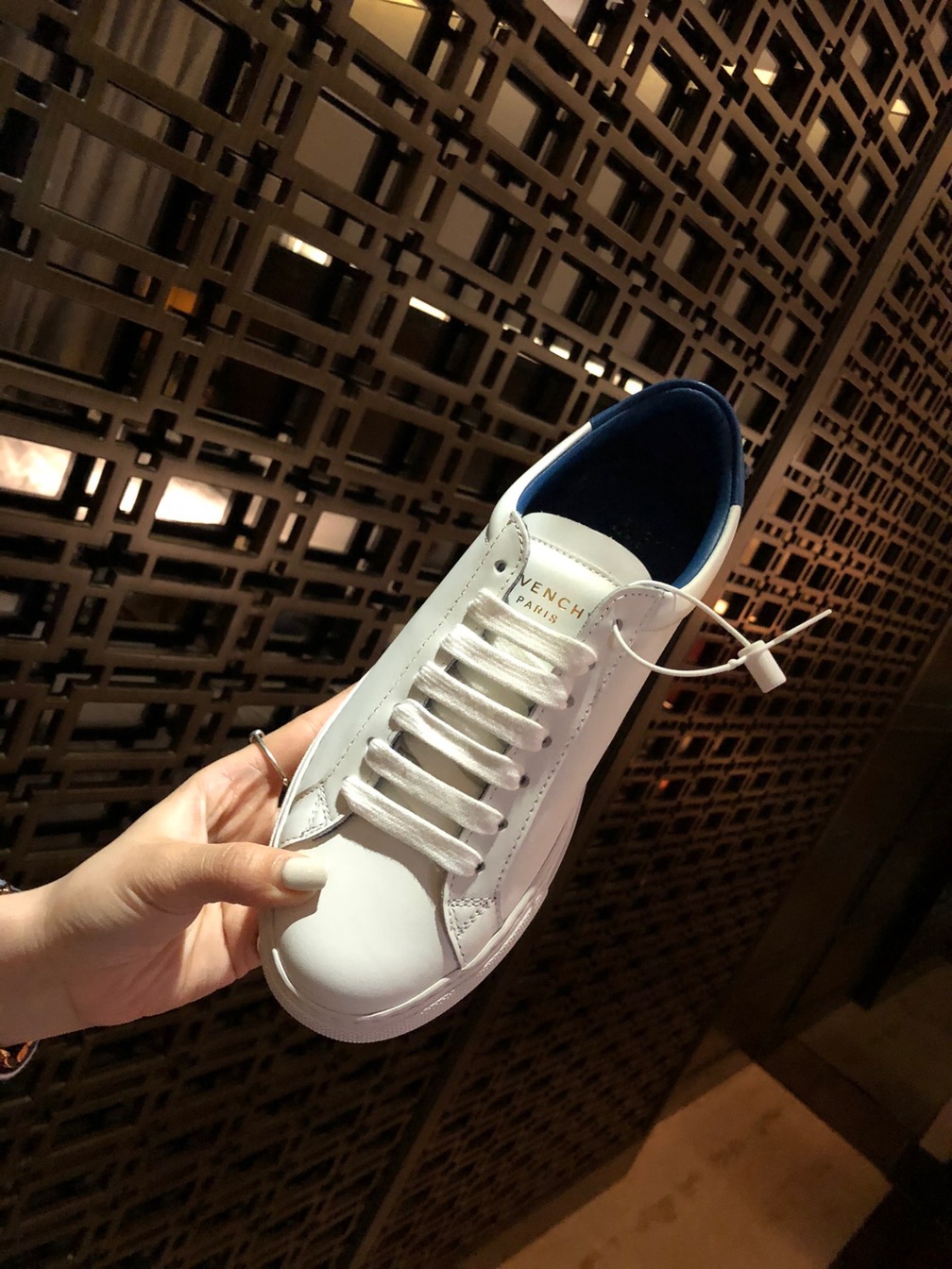Givenchy Basic Sneakers Blue Ss2022